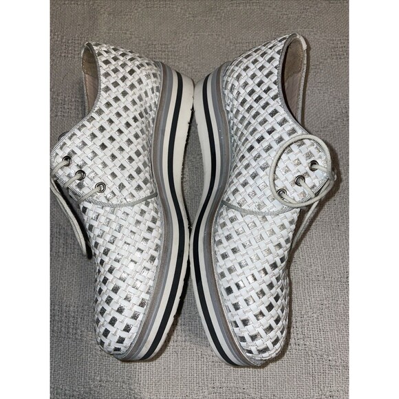 Pertini Women’s Casual Sneakers Size 35 U.S. 4 M White Silver Leather Athleisure - Picture 5 of 12